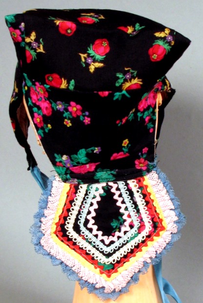 Headcover woman identity Vojvodina-Slovakian-woman's-black-cashmere-cap-rose-pattern.jpg